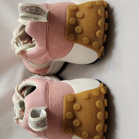 Keen Pink and White Suede Sneakers (W Size 9) - Picture 8 of 16